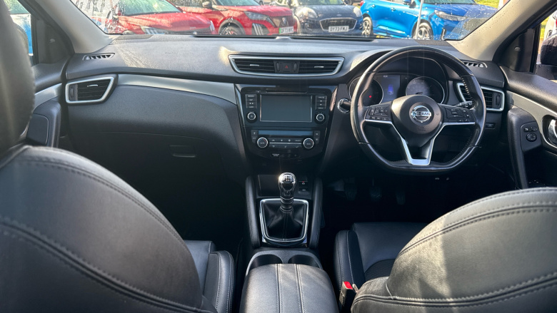 Nissan Qashqai 1.5 dCi 115 Tekna 5dr Diesel Hatchback